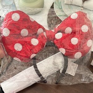 New:::Disney minnie bow Red and White Polka Dot Bow Headband